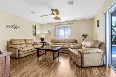 Beautiful 3 bed, 2 bath , 2 car garage home with heated Pool & - photo 8