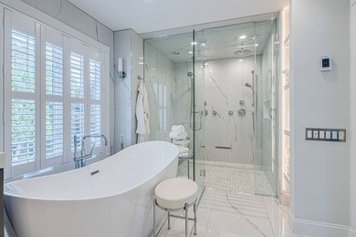 30 Blackwatch Court, Southampton: A revitalized retreat where - photo 18