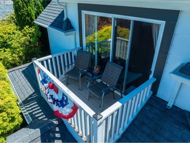 Turn-of-the-Century Charm with Ocean Views & Income - photo 19
