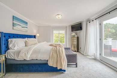 30 Blackwatch Court, Southampton: A revitalized retreat where - photo 22