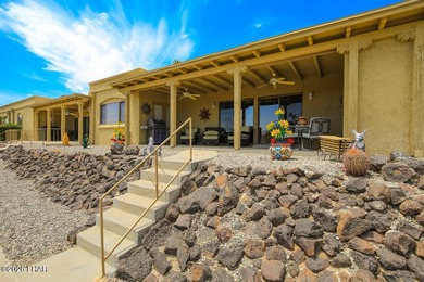 Spacious and beautifully remodeled 2-bedroom, 2-bath townhouse - photo 26