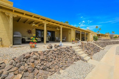 Spacious and beautifully remodeled 2-bedroom, 2-bath townhouse - photo 27