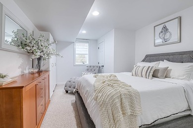 30 Blackwatch Court, Southampton: A revitalized retreat where - photo 29
