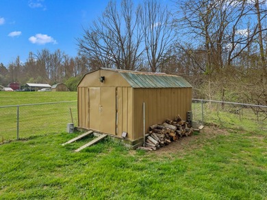 Spacious mountain-view home located just minutes from LaFollette - photo 31