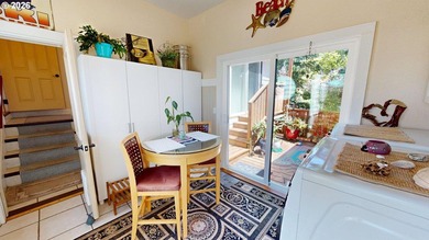 Turn-of-the-Century Charm with Ocean Views & Income - photo 31