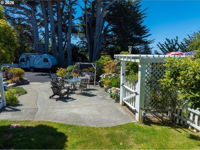 Turn-of-the-Century Charm with Ocean Views & Income - photo 45