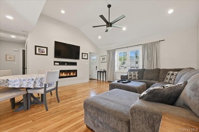 Welcome to this beautifully newly finished and maintained Ranch - photo 8