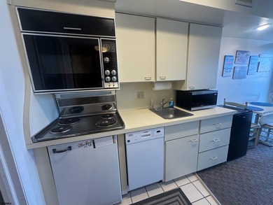 Welcome to The Oceanside Condominiums, where location truly is - photo 8