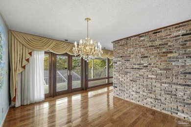 **OPEN HOUSE SAT. 5/30 FROM 11 AM- 1 PM** Discover this - photo 13