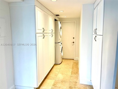 Welcome to Unit 3K at The Sands of Key Biscayne, a rare - photo 16