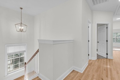 Designed in the timeless Charleston Single style and set within - photo 33