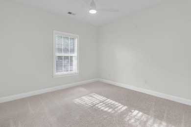 Designed in the timeless Charleston Single style and set within - photo 34