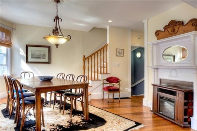 Historic Hill Townhouse just steps to Bellevue Avenue and two - photo 3