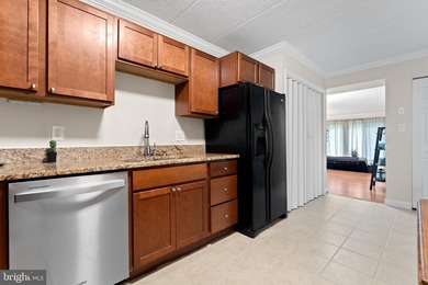 Welcome home to this bright and spacious 2-bedroom, 2-bath - photo 22