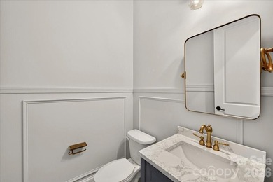 Welcome to 222 Lanyard Lane in the highly sought-after McLean - photo 24