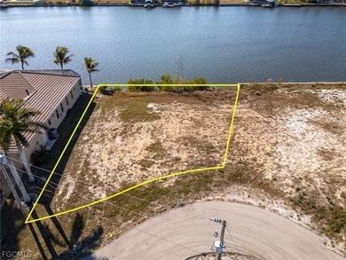 DIRECT GULF ACCESS LOT WITH NO BRIDGES - 112 FEET OF WATERFRONT - photo 4