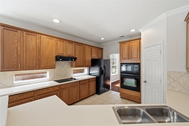 This well-maintained 3-bedroom, 2.5-bath Frisco home is move-in - photo 7