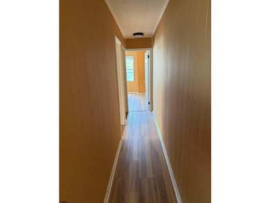 Great duplex in the nice Chelsea area, close proximity to the - photo 8