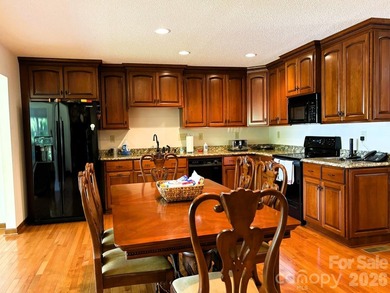 LAKE TILLERY - WOODRUN - SCENIC SUNSET VIEWS ON A LEVEL LOT! - photo 11