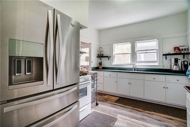 925 S Grand Ave - photo 12