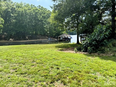 LAKE TILLERY - WOODRUN - SCENIC SUNSET VIEWS ON A LEVEL LOT! - photo 26