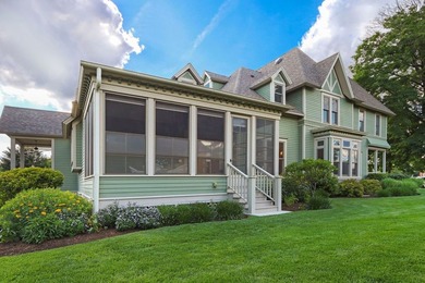 Lake Geneva landmark! The only known Eastlake Victorian in the - photo 40