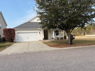 Welcome home. This beautiful gas heated ranch in Carolina - photo 2
