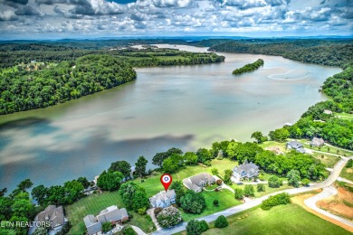 Lake Home For Sale in Kingston, Tennessee
