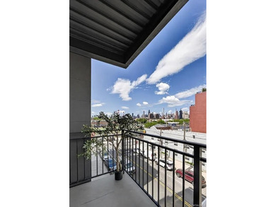 Welcome to the Astra! Astoria's newest architectural gem, a - photo 7