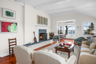 Welcome to your dream retreat at 11 Sheperds Way in one of the - photo 11