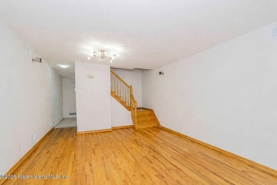 Welcome to 107 Hempstead Avenue! This well-maintained 2-bedroom - photo 12