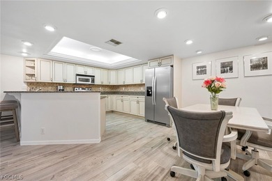 ATTENTION BOATERS! 10,000 LB LIFT! DIRECT ACCESS! Both Eastern - photo 4