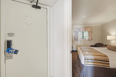 Experience oceanfront living at its finest with this 1-bedroom - photo 3