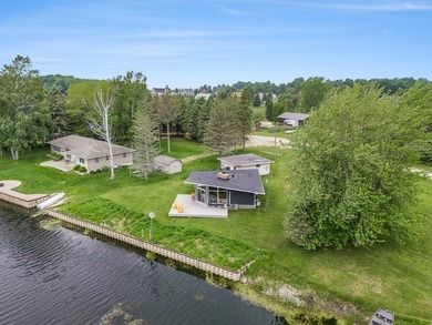 Arcadia Lake Home For Sale in Arcadia Michigan