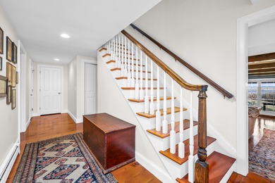 Welcome to your dream retreat at 11 Sheperds Way in one of the - photo 33