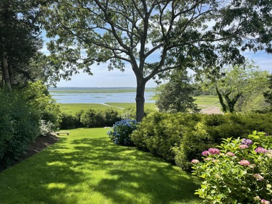 Welcome to your dream retreat at 11 Sheperds Way in one of the - photo 53