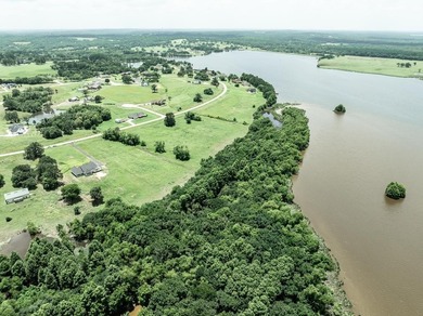 (private lake, pond, creek) Lot Sale Pending in Athens Texas