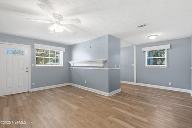 Run into this Limited Time True Move in 3-bedroom, 2-bath - photo 5