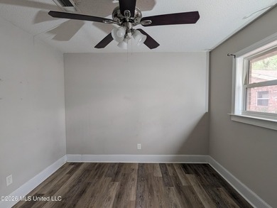 Summer is the perfect time to make your move, and this all-brick - photo 18