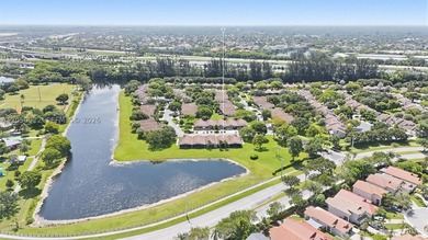 LAKEFRONT CORNER VILLA in the highly desirable resort-style - photo 37