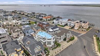 Relax and savor the rolling ocean views or sailboats drifting by - photo 5