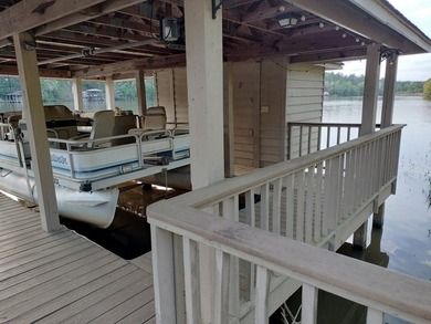 AN UNRIVALED WATERFRONT LEGACY IN GREEN ISLAND HILLS Experience - photo 24