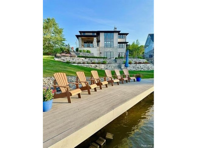 Fabulous, private (no public access) 111' frontage on all Sports - photo 7