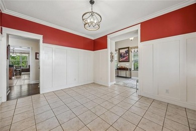 Featuring a beautiful home, originally a Bent Pine Construction - photo 29