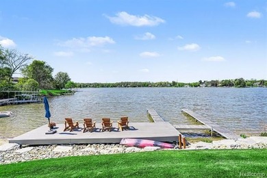 Fabulous, private (no public access) 111' frontage on all Sports - photo 10