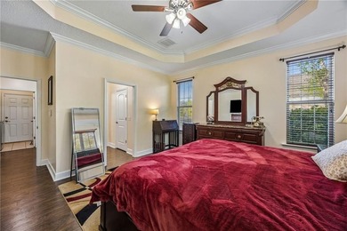 Featuring a beautiful home, originally a Bent Pine Construction - photo 32