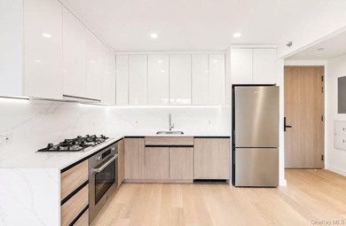 Northern Parc is located at 144-49 Northern Boulevard. Right - photo 7