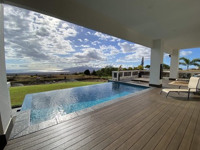 A newly completed 2023 Custom home in the prestigious Kula Io - photo 8