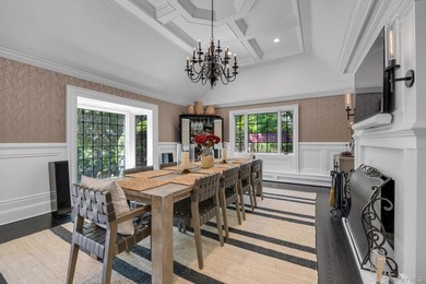 Nestled within Roslyn's historic Sinclair Martin enclave, this - photo 10
