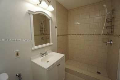 BEAUTIFULL COMMUNITY, ALL AGES WELCOME. GARDEN VIEW. SPACIOUS 1 - photo 12